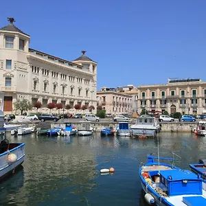 La Finestra Su Ortigia Luxury Casa vacanze Syracuse